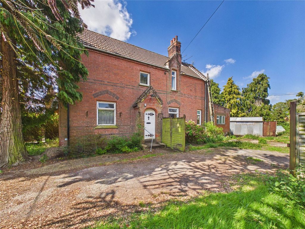 Property photo 1 of 10 Picture No. 01