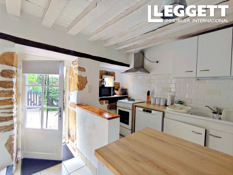 Property photo 2 of 10