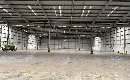 Property photo 3 of 7 Photo 4