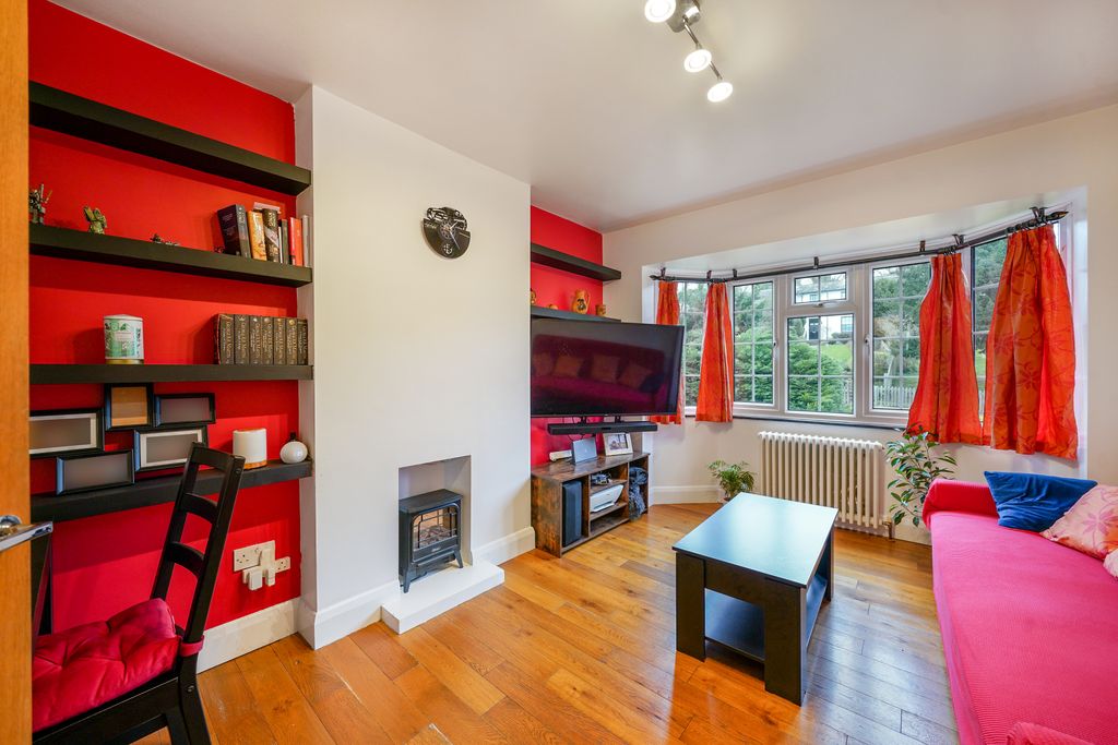 Property photo 2 of 15