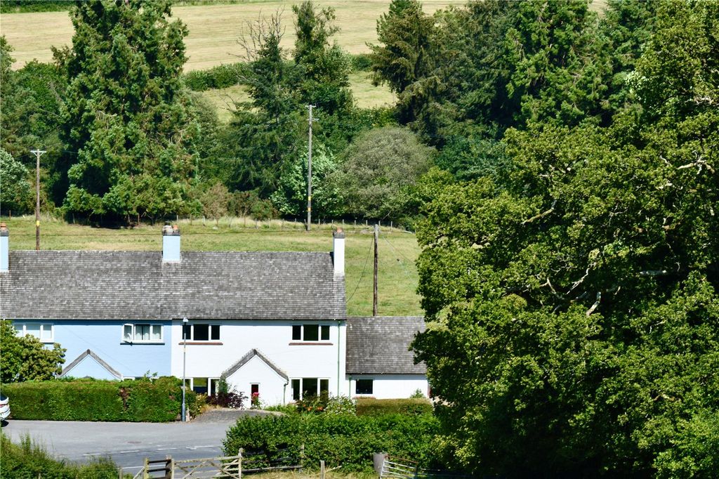 Property photo 2 of 26 Picture No. 51