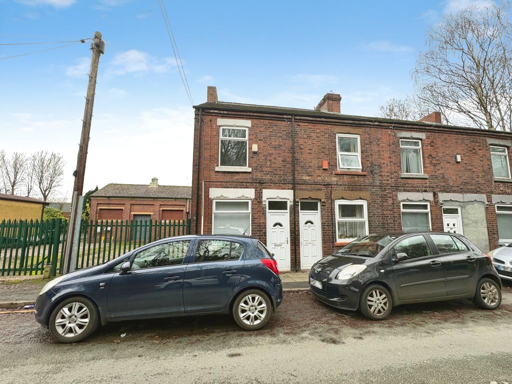 Property photo 1 of 14 Front