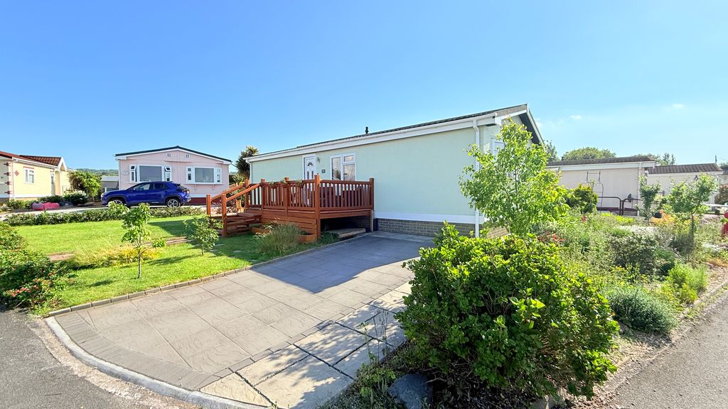 Property photo 2 of 30 Img_E3800