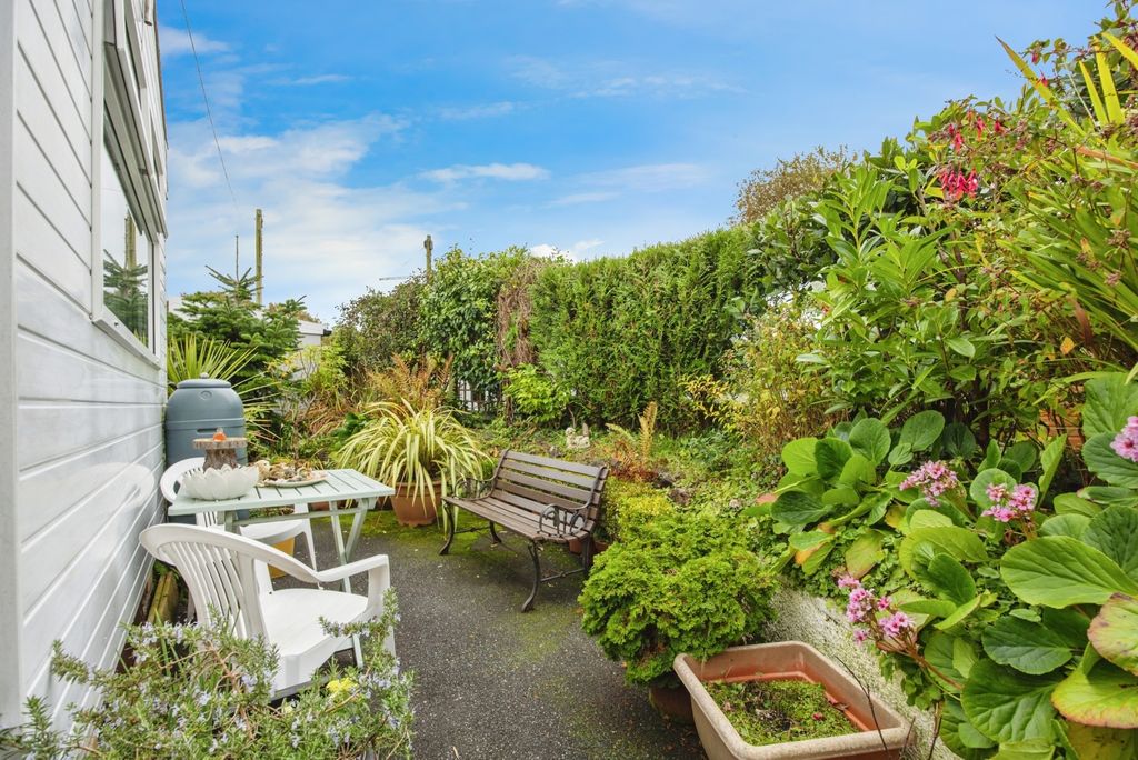 Additional image 12 of 1 bed property for saleHazelmere Avenue, Buckler Village, St. Austell, Cornwall PL25