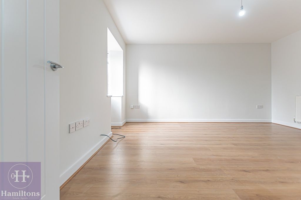 Property photo 2 of 18 Not Specified