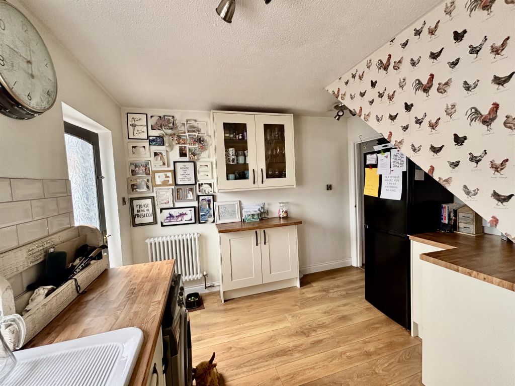 Property photo 3 of 14