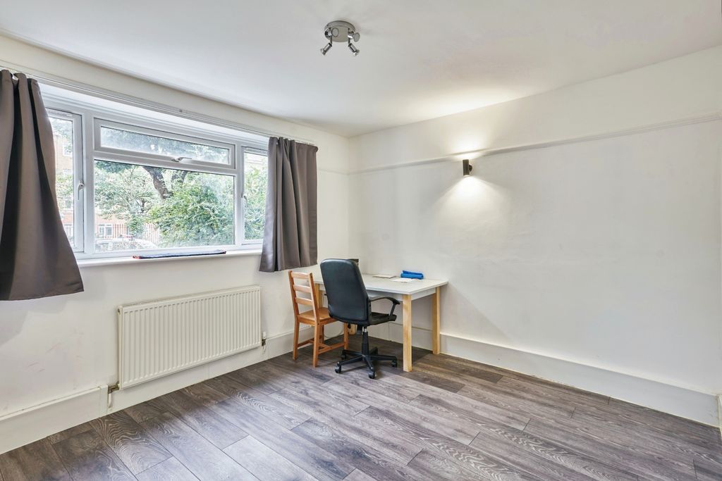 Property photo 2 of 6 2