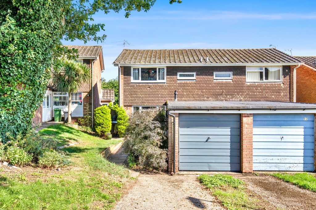 Property photo 1 of 23