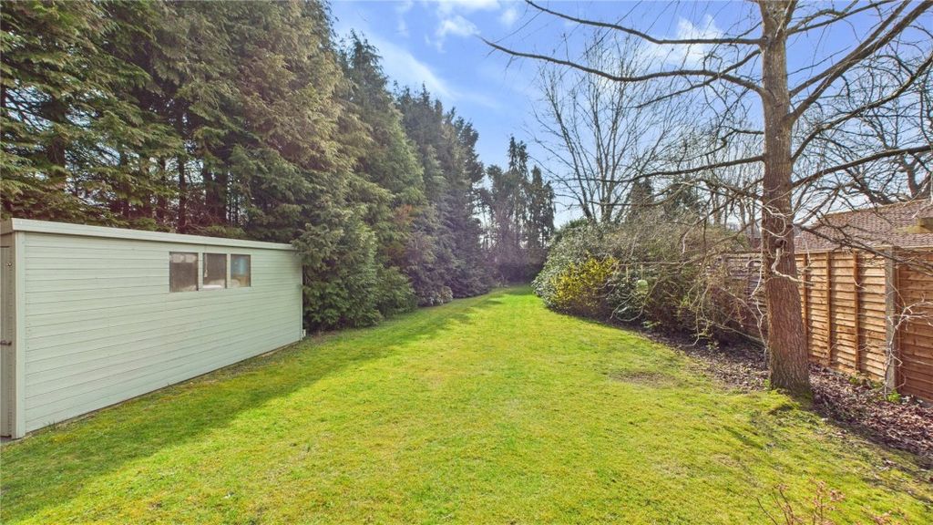 Property photo 2 of 24