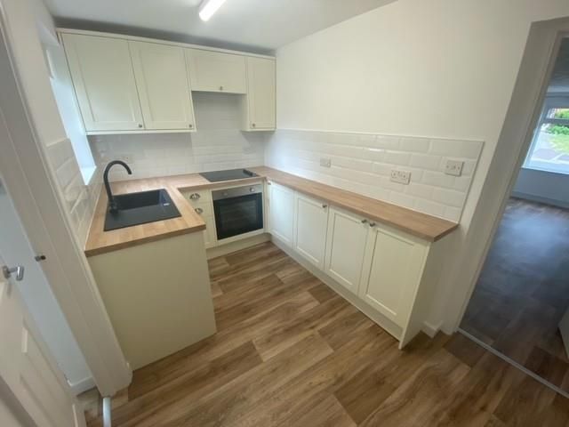 Property photo 2 of 14 Kitchen.Jpg