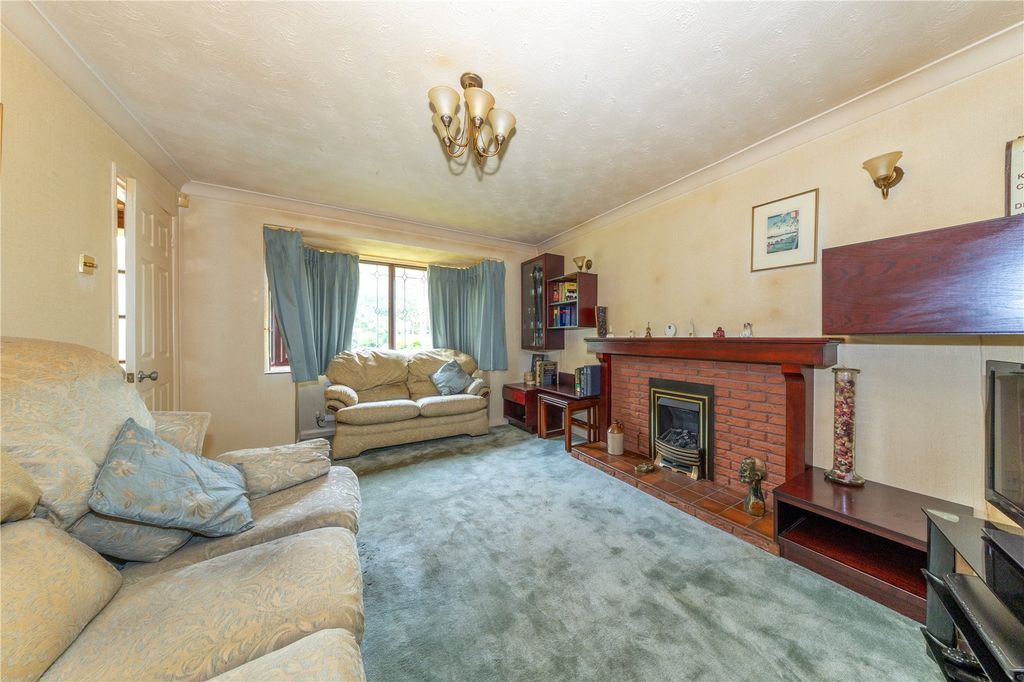 Property photo 3 of 28 Picture No. 05