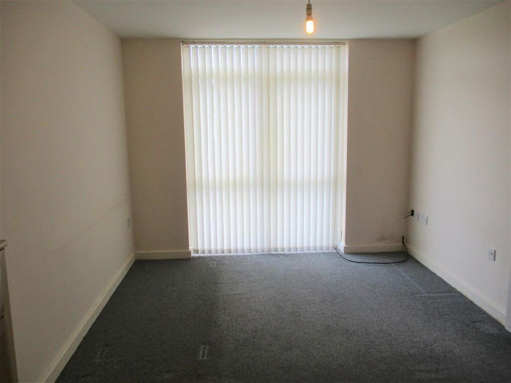 Property photo 2 of 8 Img_6360.Jpg