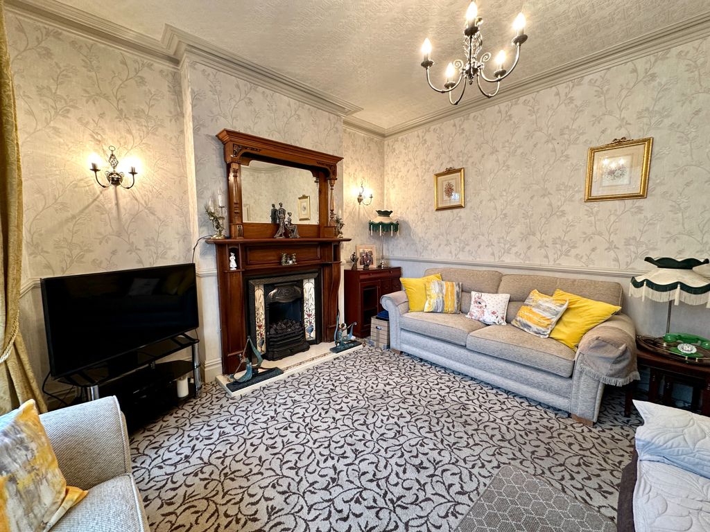 Property photo 3 of 26