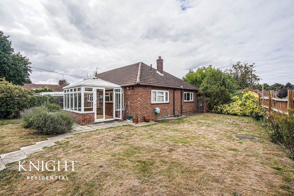 Property photo 2 of 18