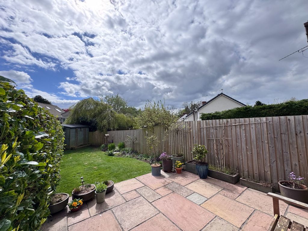 Property photo 2 of 23