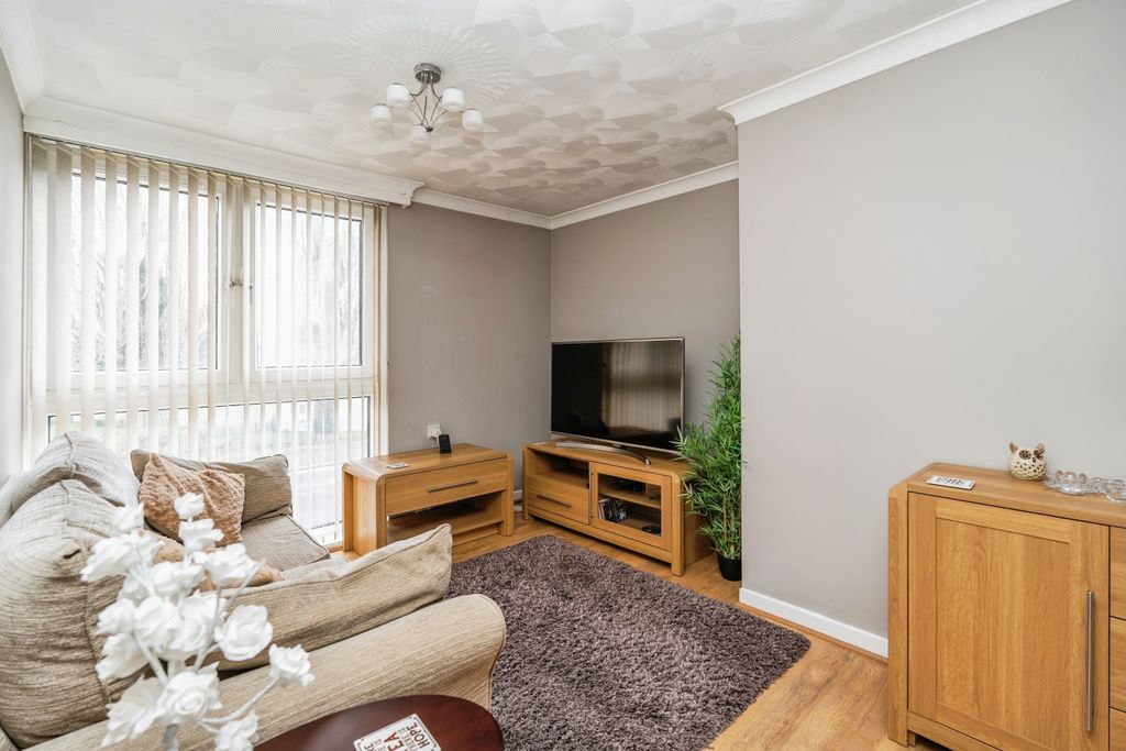 Property photo 2 of 17 Photography