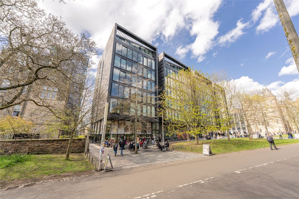 Property photo 1 of 29 Front Aspect