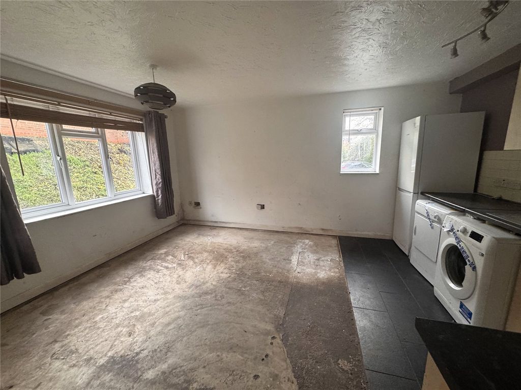 Property photo 3 of 4 Picture No. 04