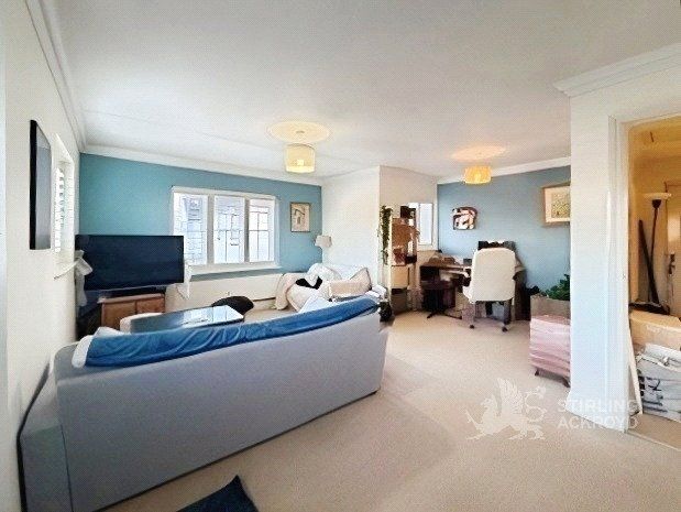 Property photo 2 of 8 Reception Room