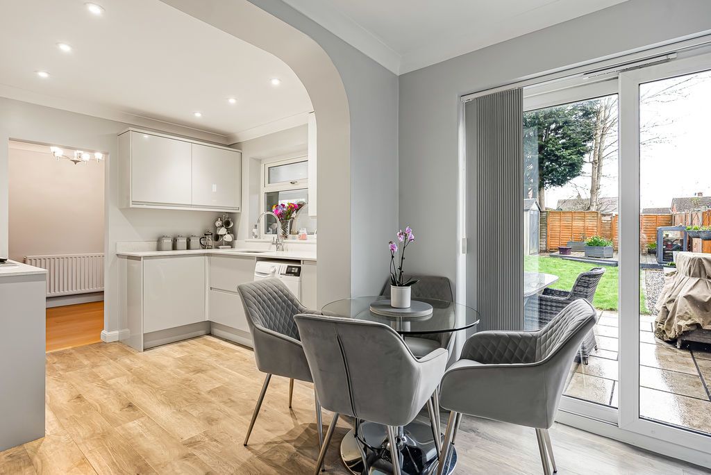 Property photo 3 of 31 Kitchen/ Diner