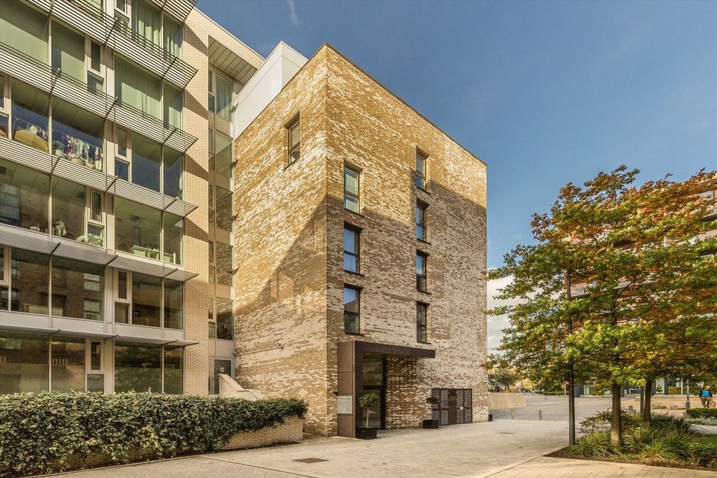 Property photo 1 of 1