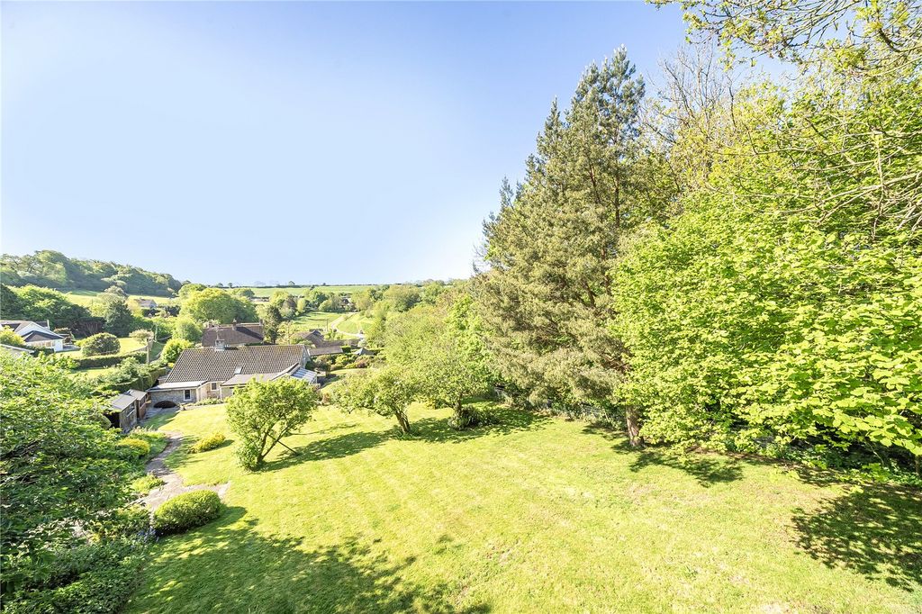 Property photo 2 of 16 Picture No. 03
