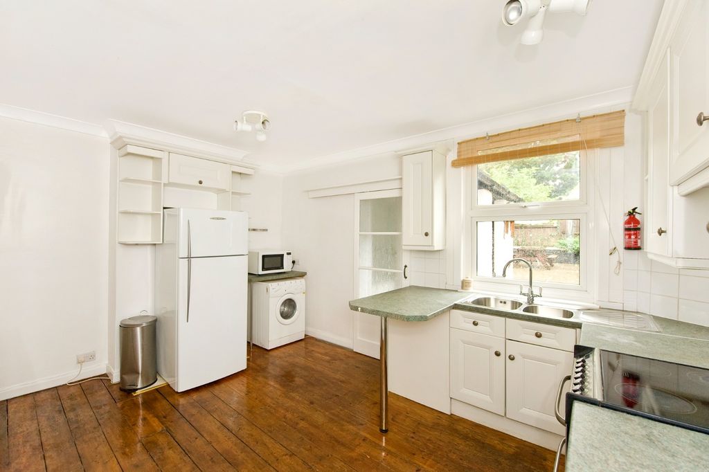 Property photo 3 of 6 5289252