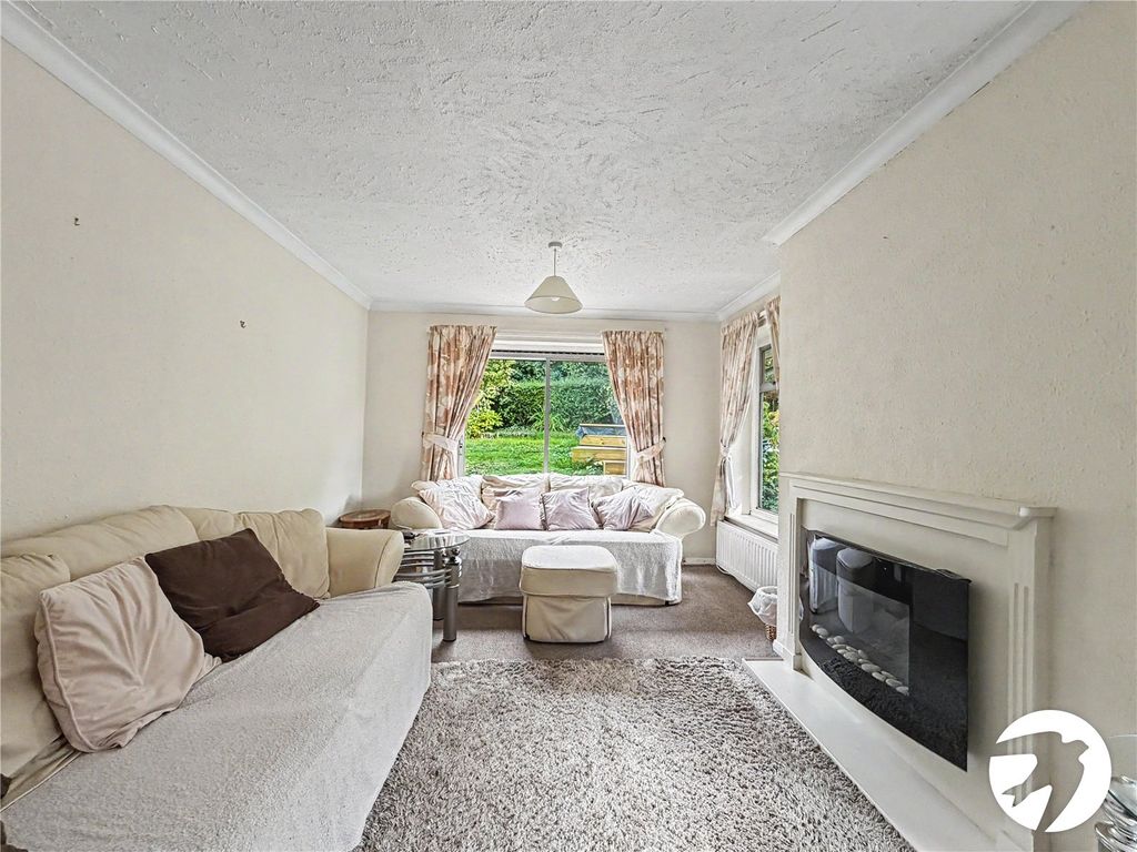 Property photo 2 of 17 Picture No. 08