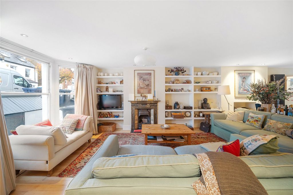 Property photo 3 of 21 Picture No. 05