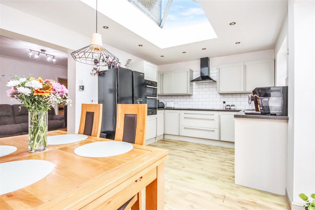 Property photo 3 of 23 Img_9172.Jpg