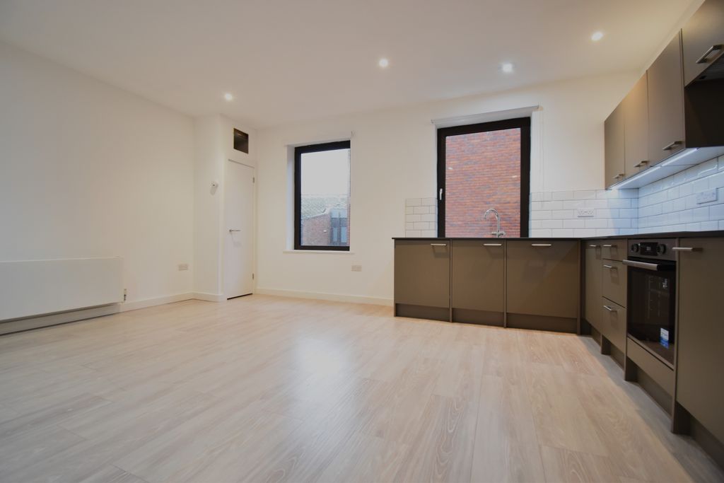 Property photo 3 of 10 Dsc_0403