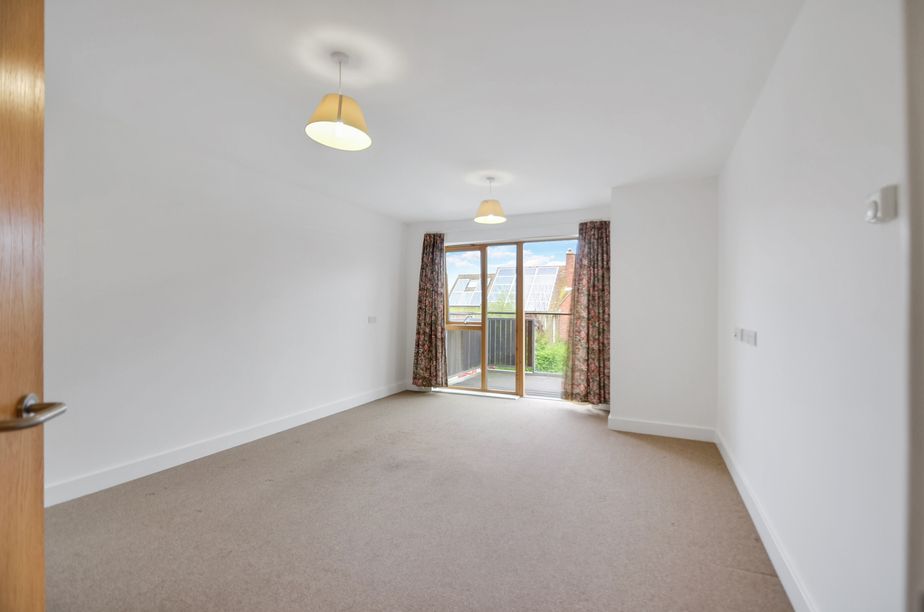 Property photo 1 of 18 Lounge_Pic_ (1).Jpg