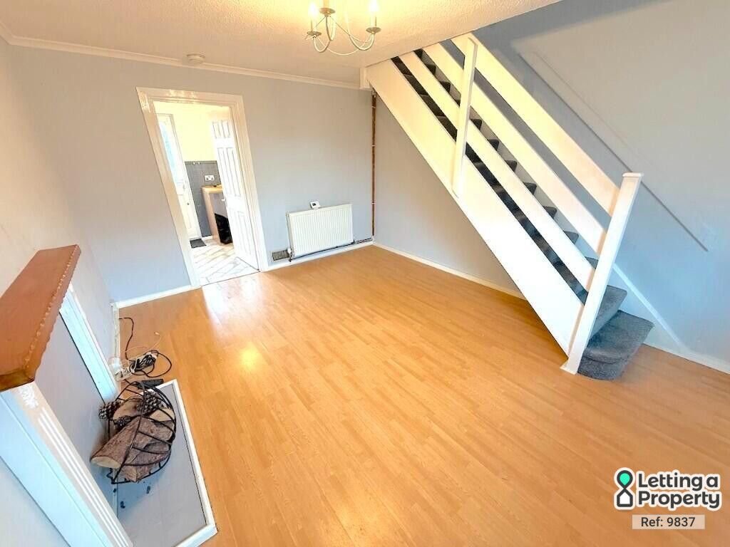 Property photo 2 of 9