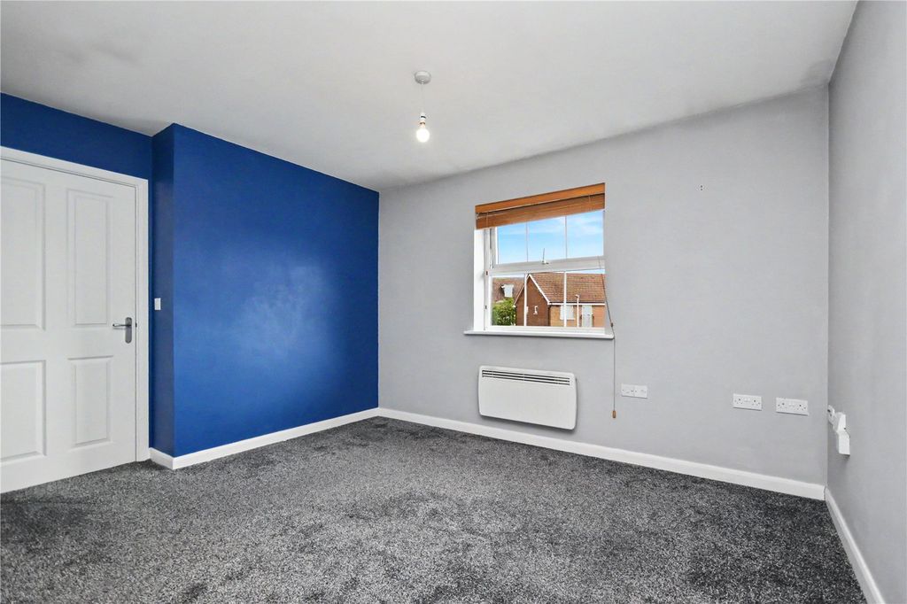 Property photo 3 of 10 Picture No. 01