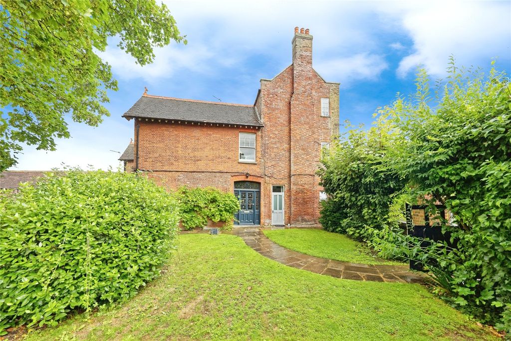 Property photo 1 of 18 Picture No. 28