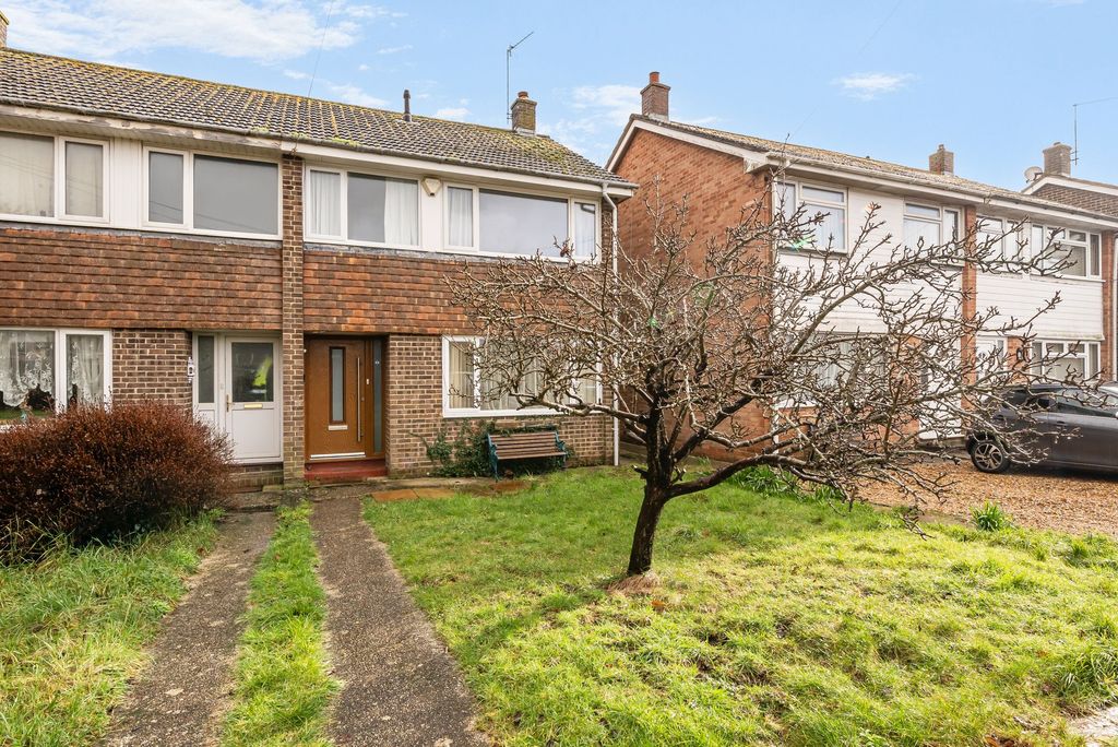 Property photo 1 of 16 Front