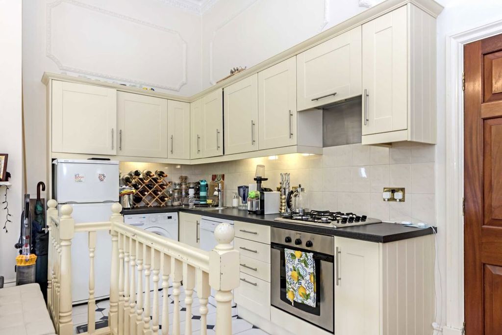 Property photo 3 of 5