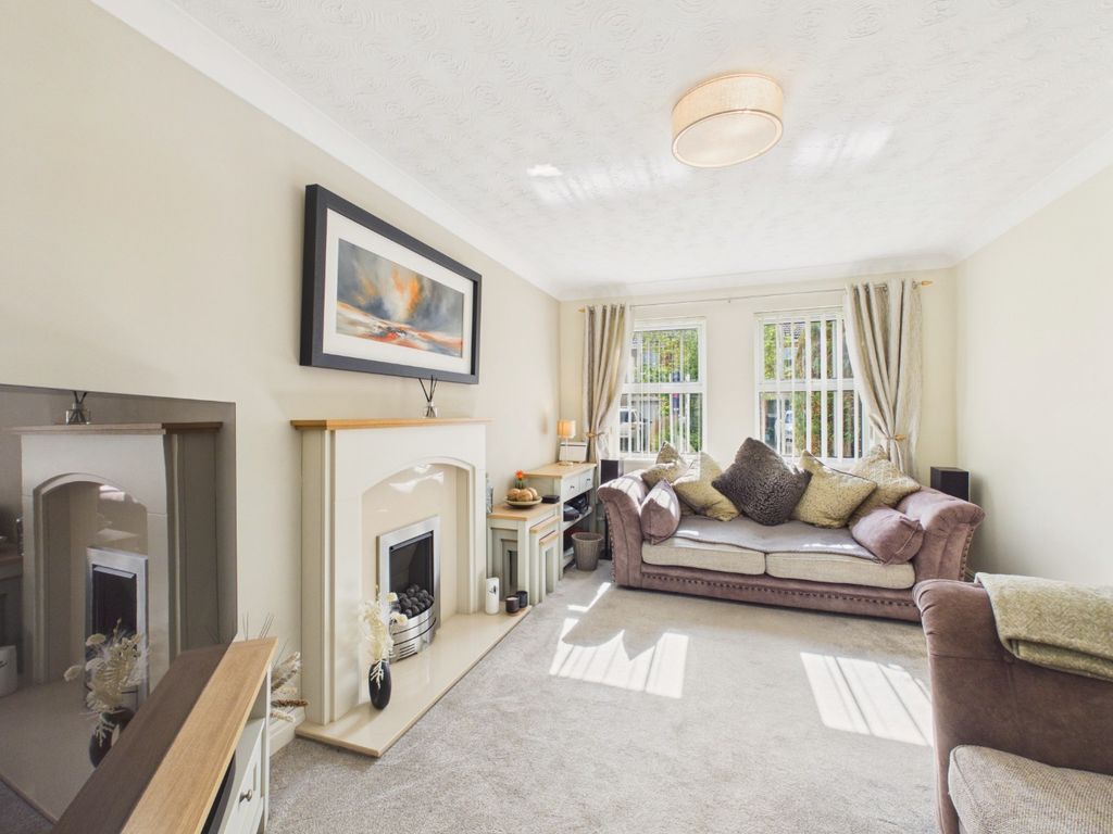 Property photo 2 of 22 5232544