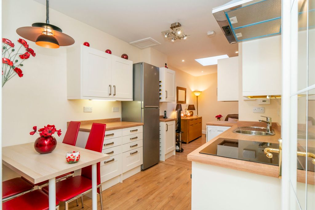 Property photo 2 of 13 Property Image 2