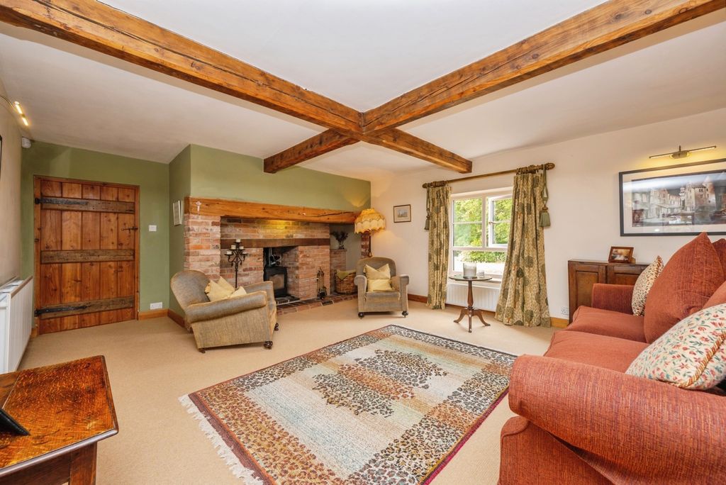 Property photo 2 of 43 Pbox-Img.Jpg