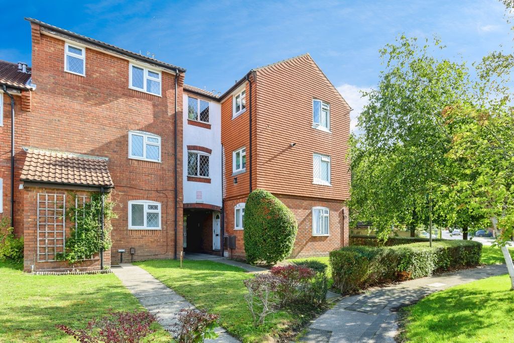 Property photo 1 of 13 Exterior