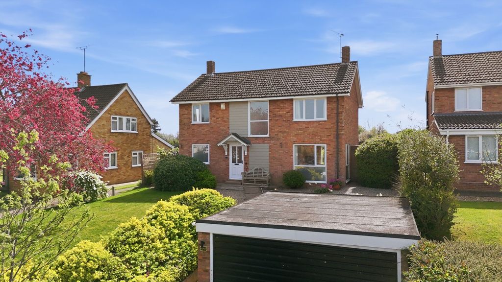 Property photo 2 of 36