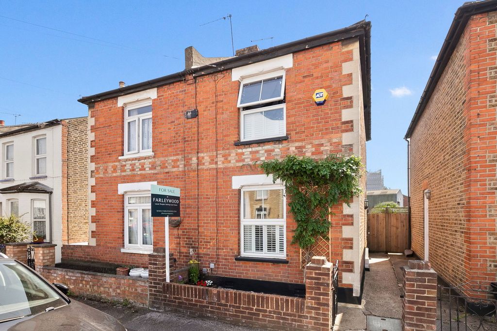 Property photo 1 of 13