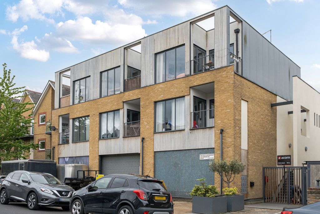 Property photo 3 of 20 1447100-1-69E6584...