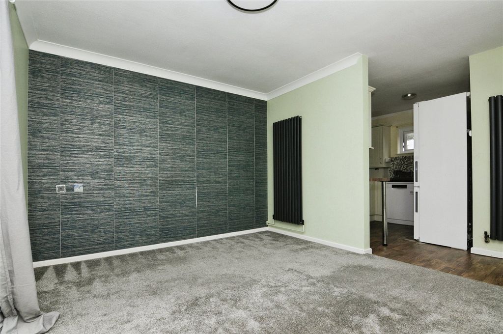 Property photo 3 of 14 Picture No. 08