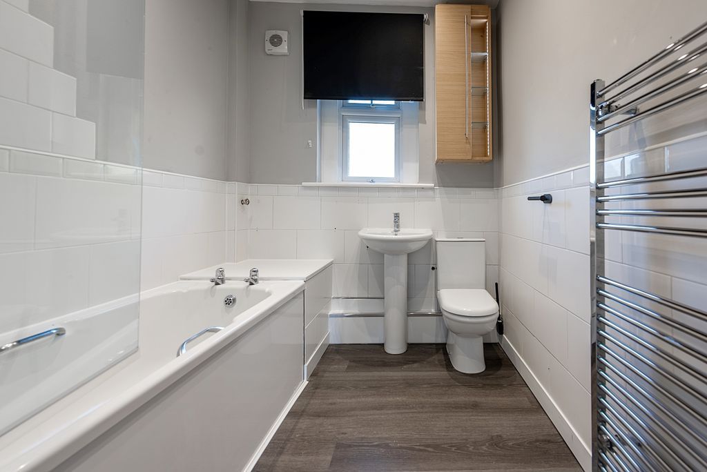 Additional image 16 of 4 bed flat for saleStobhill Road, Gorebridge EH23