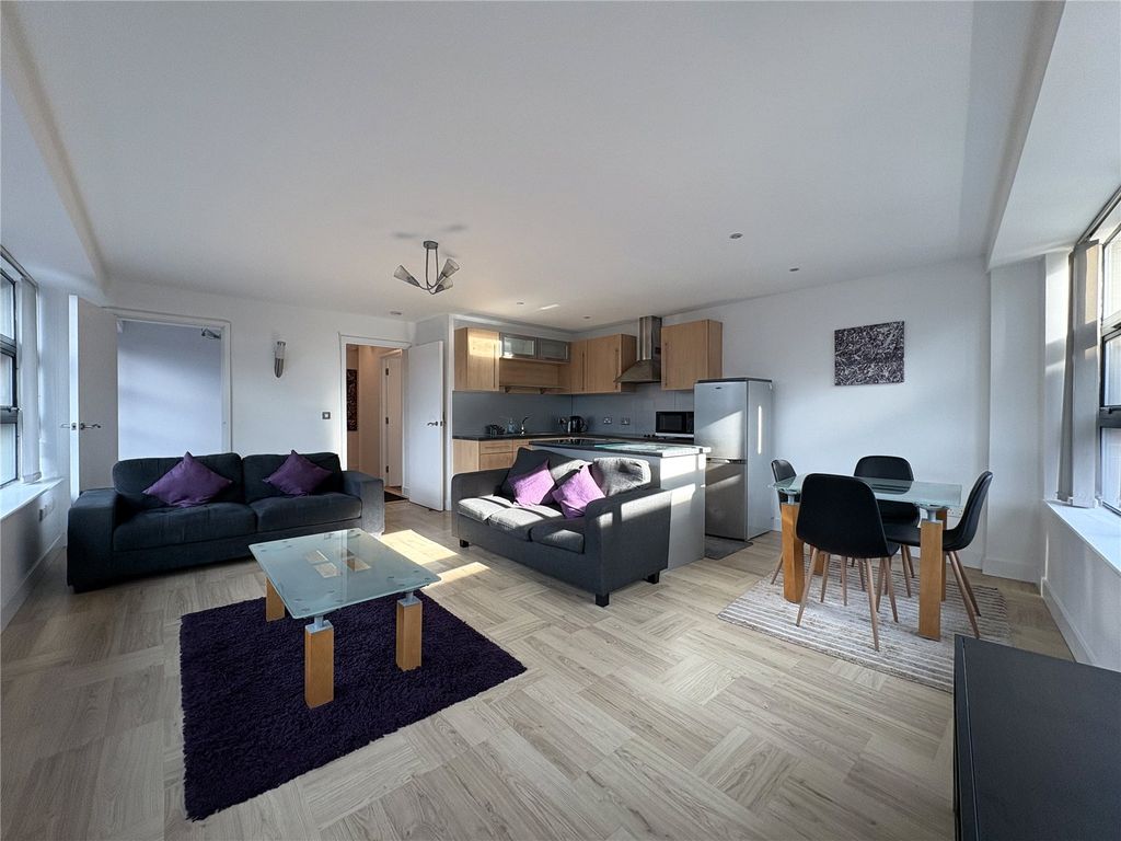 Property photo 3 of 10 Picture No. 05