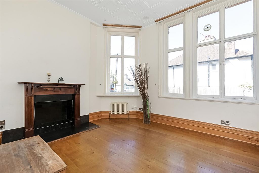 Property photo 3 of 12 Reception Room