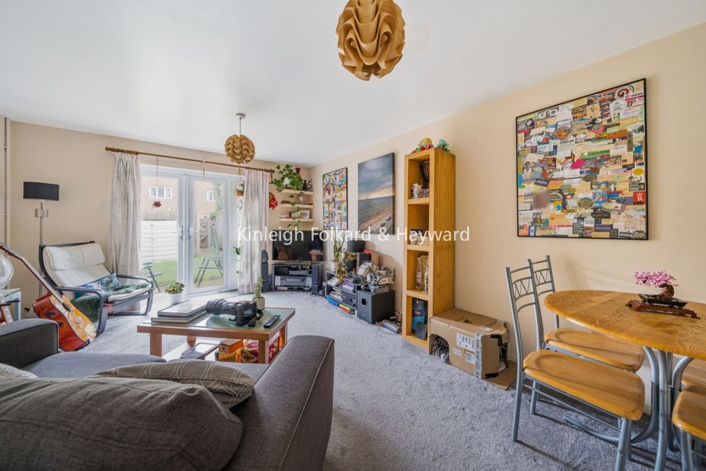 Property photo 1 of 7 8d462062-B051-402F-9