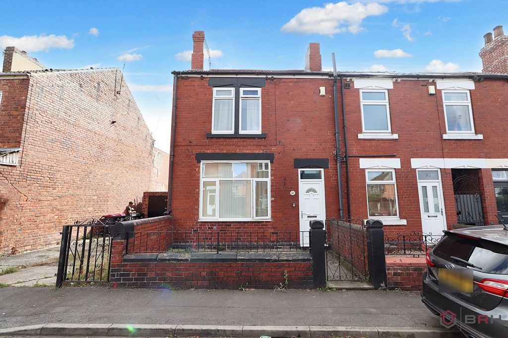 Property photo 1 of 16